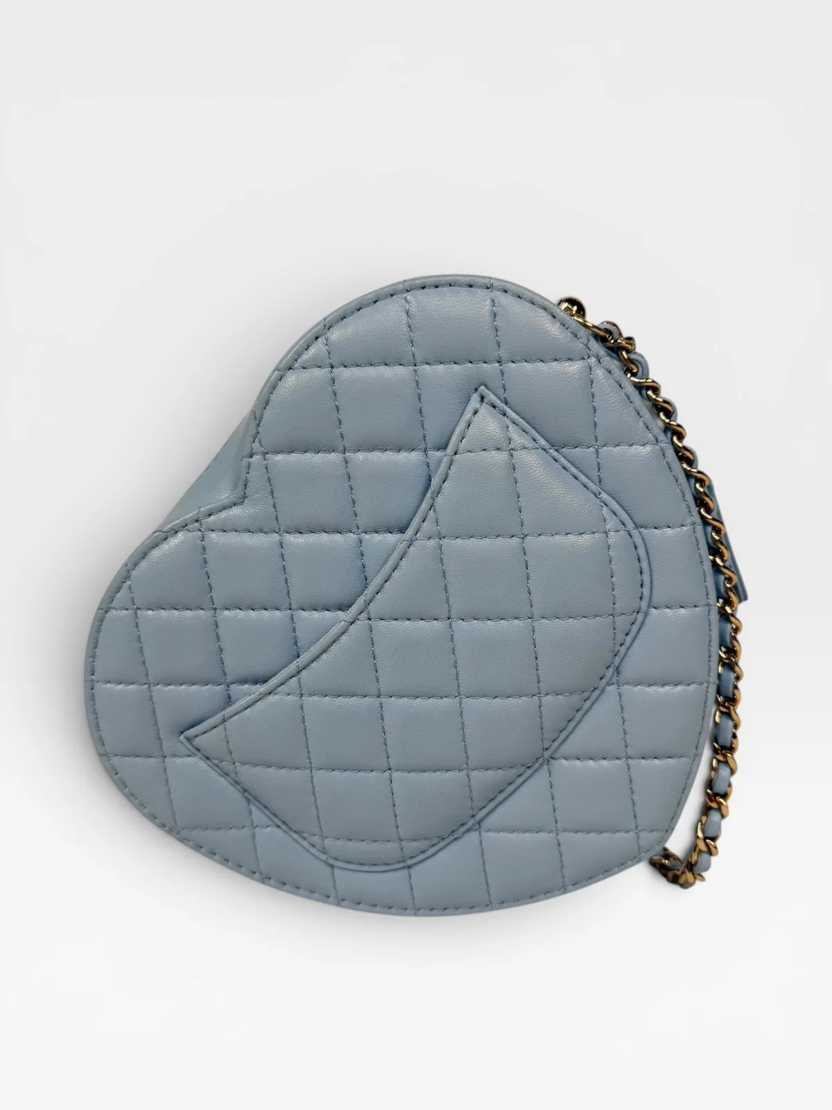 CHANEL HEART BAG LARGE IN BLUE LAMBSKIN LEATHER WITH PALE GOLD HARDWARE