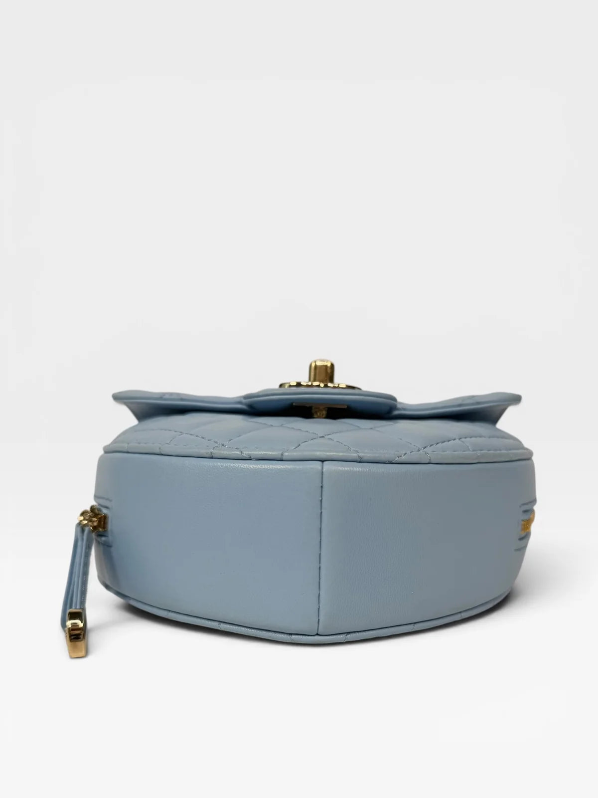CHANEL HEART BAG LARGE IN BLUE LAMBSKIN LEATHER WITH PALE GOLD HARDWARE