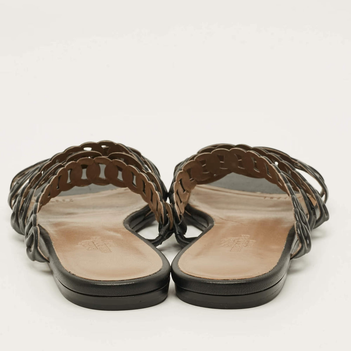 Hermès Chaine d'Ancre Rivage Size 36 Black Leather Flat Slide