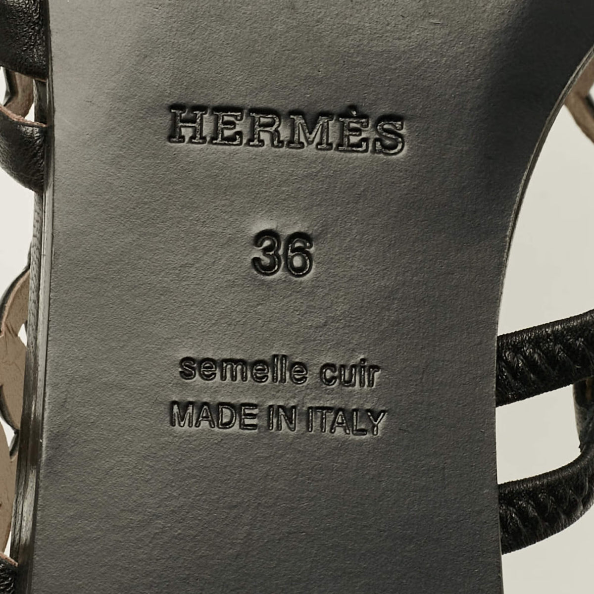 Hermès Chaine d'Ancre Rivage Size 36 Black Leather Flat Slide