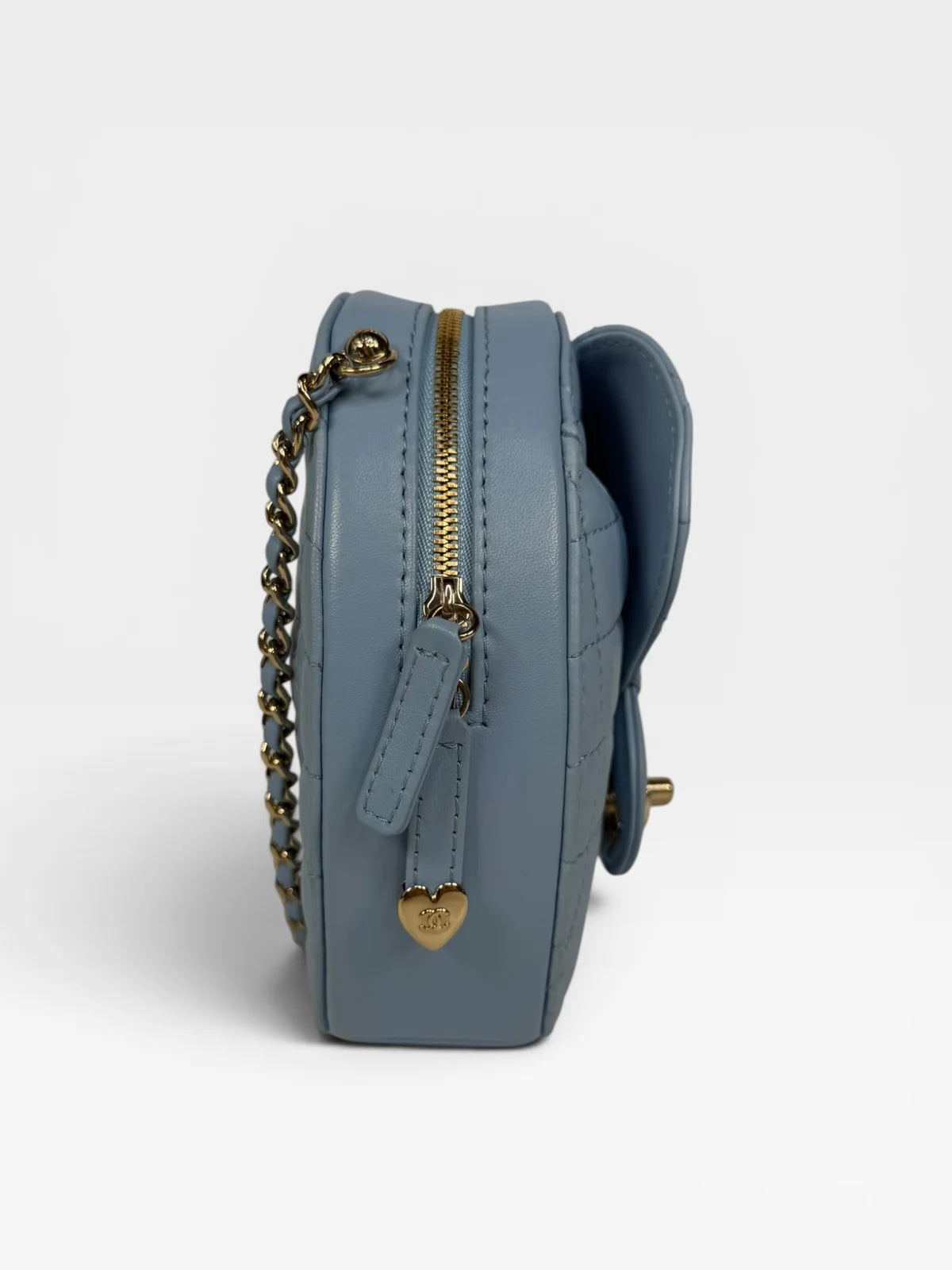 CHANEL HEART BAG LARGE IN BLUE LAMBSKIN LEATHER WITH PALE GOLD HARDWARE